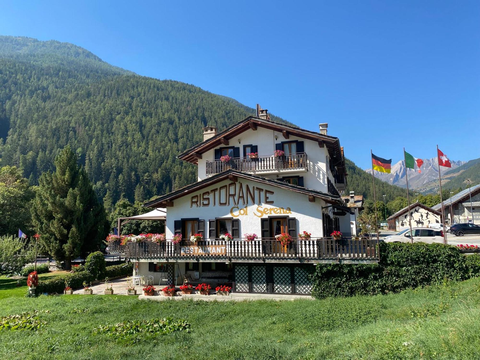 Hotel Col Serena Etroubles Exterior foto